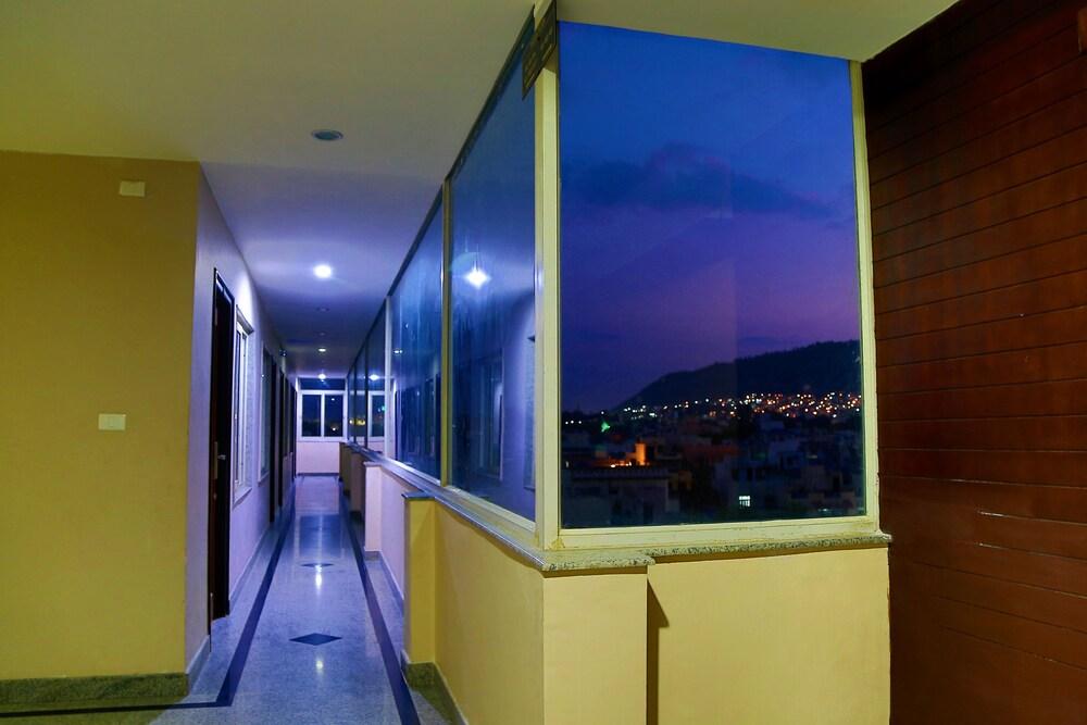 Hotel Royal Palm - A Budget Hotel In Udaipur Bagian luar foto