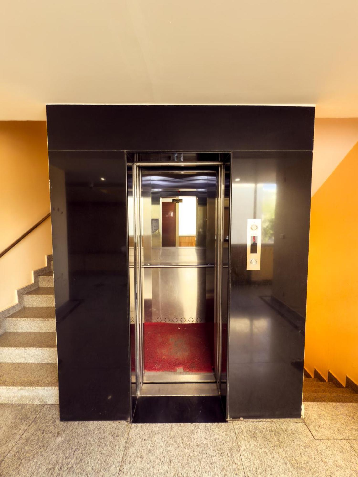Hotel Royal Palm - A Budget Hotel In Udaipur Bagian luar foto