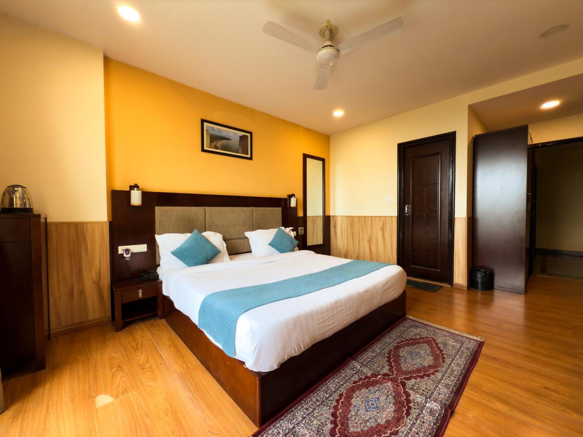 Hotel Royal Palm - A Budget Hotel In Udaipur Bagian luar foto