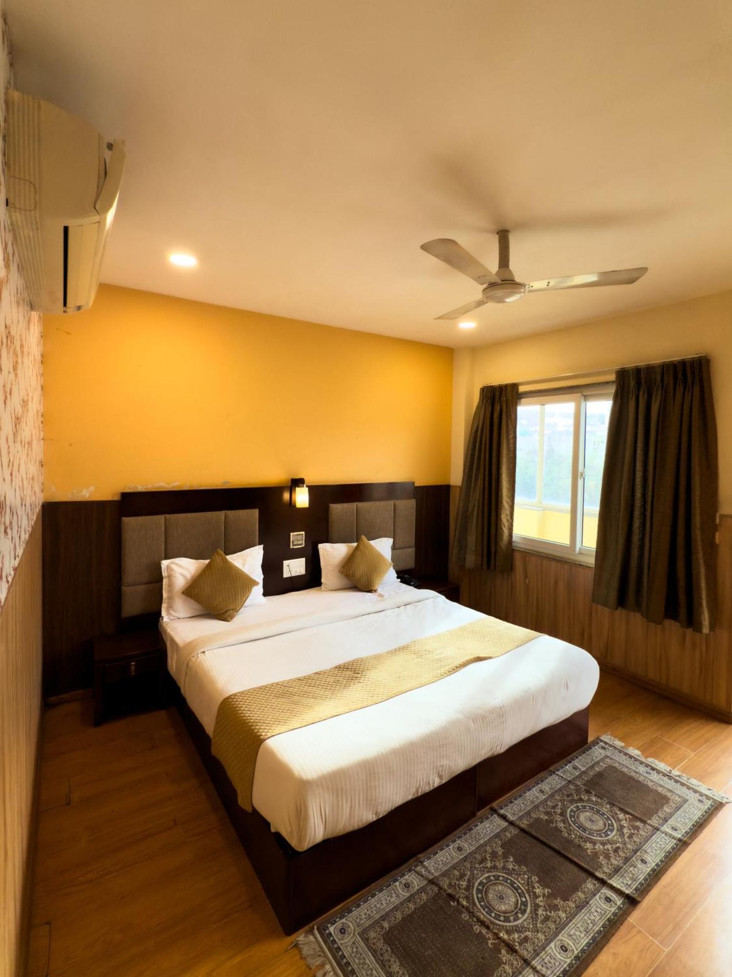 Hotel Royal Palm - A Budget Hotel In Udaipur Bagian luar foto