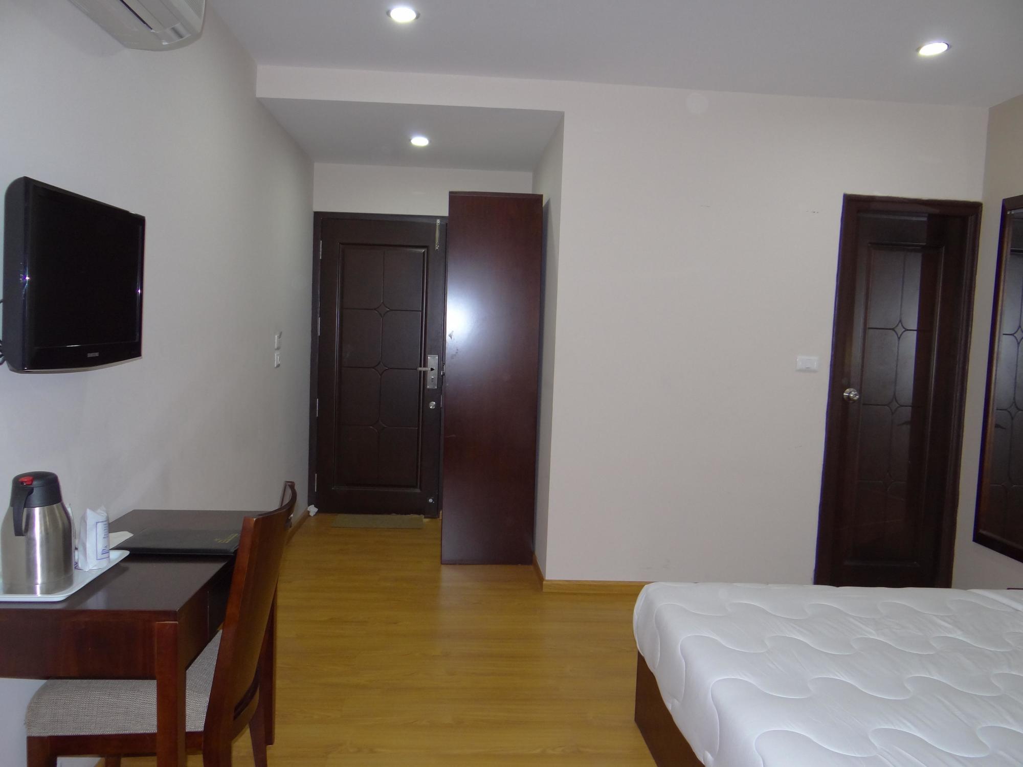 Hotel Royal Palm - A Budget Hotel In Udaipur Bagian luar foto
